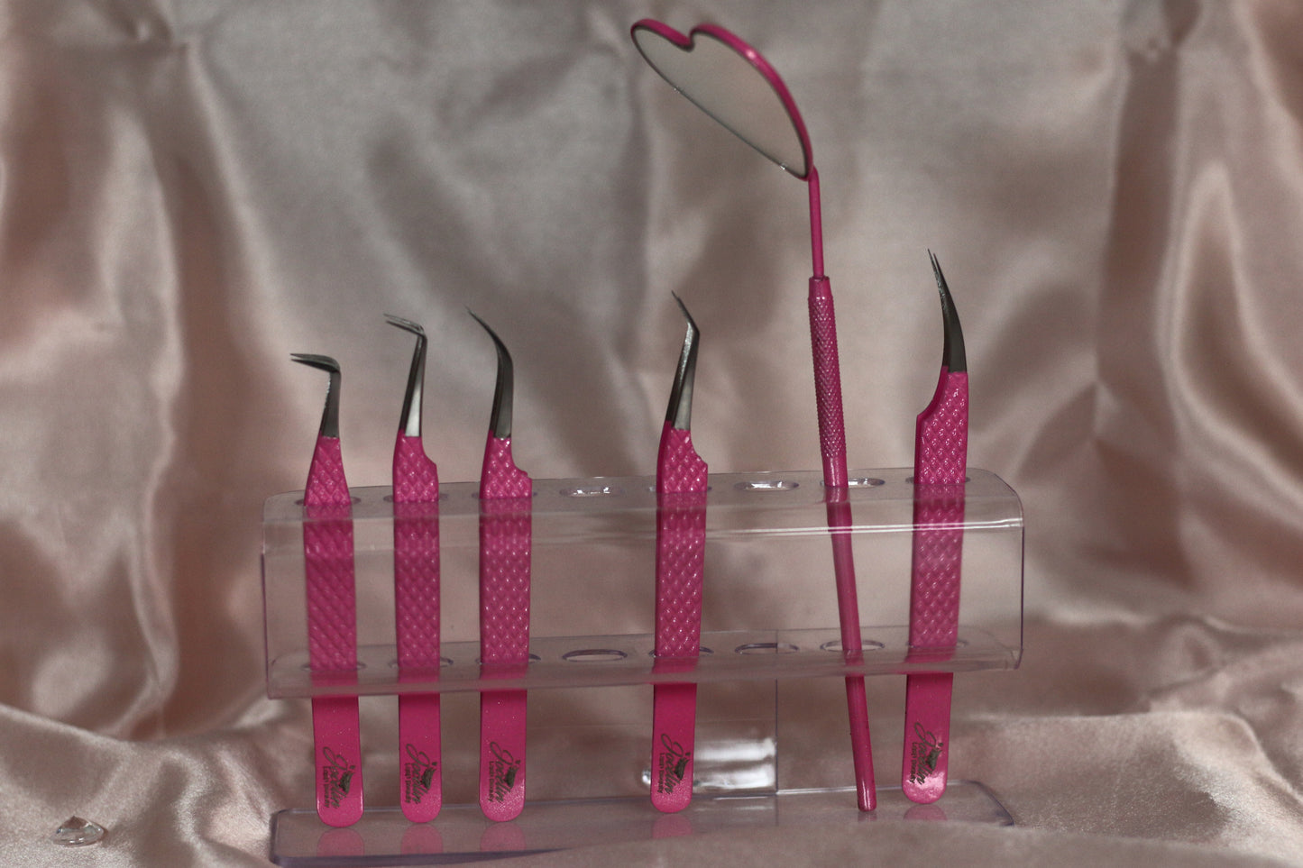 Tweezers